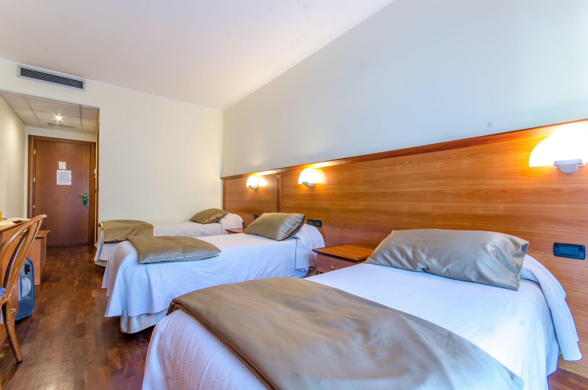 Hotel Federico II L'Aquila Luaran gambar