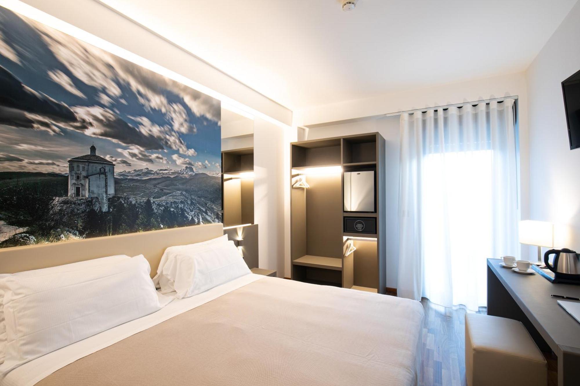 Hotel Federico II L'Aquila Luaran gambar